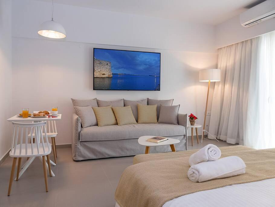 Electra Luxury Apartment At The Heraklion Center Bagian luar foto