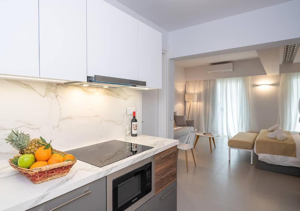 Electra Luxury Apartment At The Heraklion Center Bagian luar foto