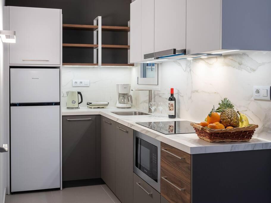 Electra Luxury Apartment At The Heraklion Center Bagian luar foto
