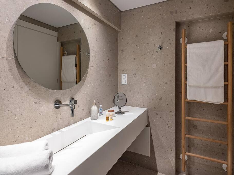 Electra Luxury Apartment At The Heraklion Center Bagian luar foto